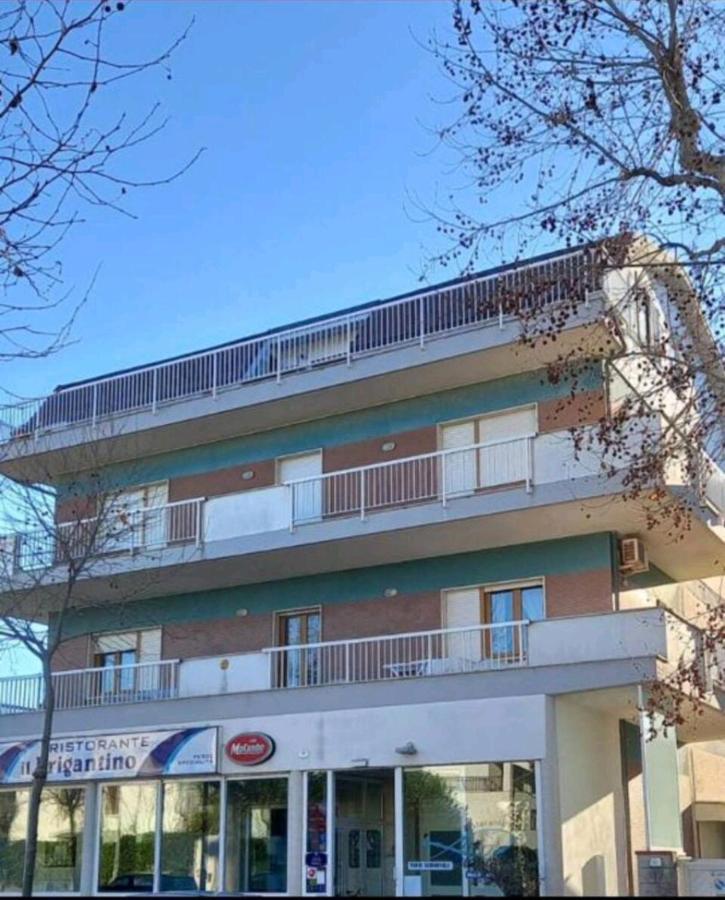 Donata Dal Mare Apartment ฟรานคาวิลลา อัลมาเร ภายนอก รูปภาพ