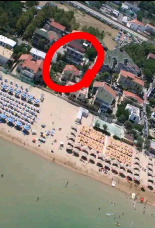 Donata Dal Mare Apartment ฟรานคาวิลลา อัลมาเร ภายนอก รูปภาพ